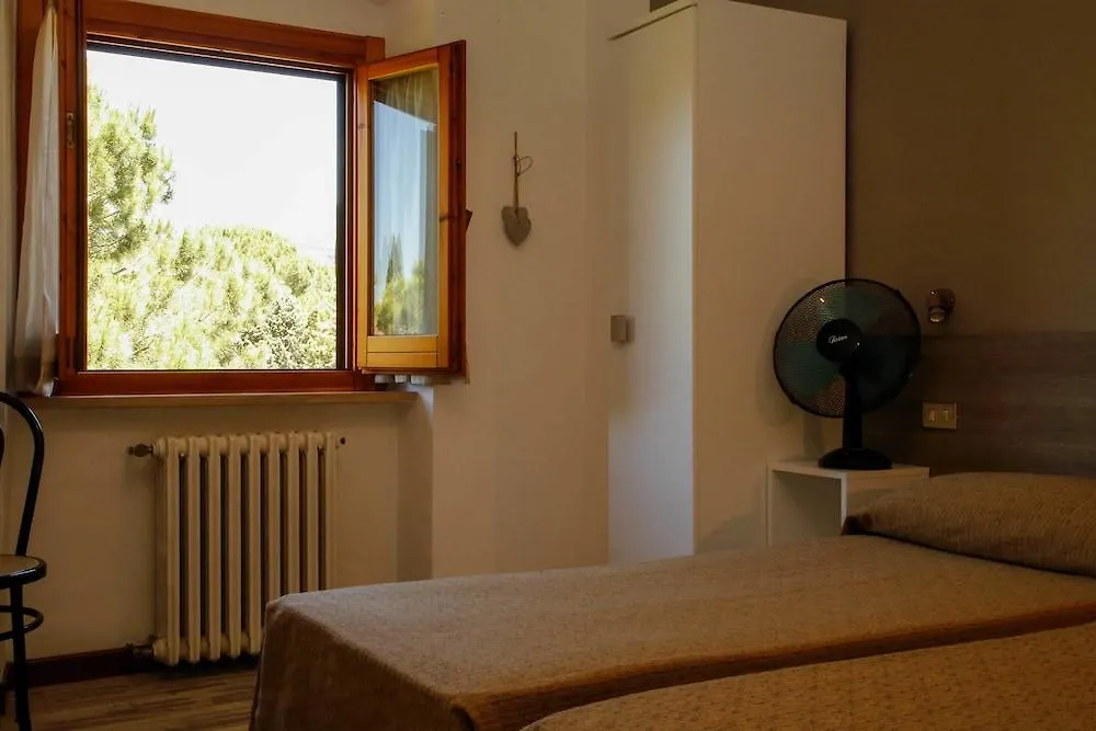 Hotel Mom Assisi Santa Maria Degli Angeli  2*, Santa Maria Degli Angeli (Assisi) Italy
